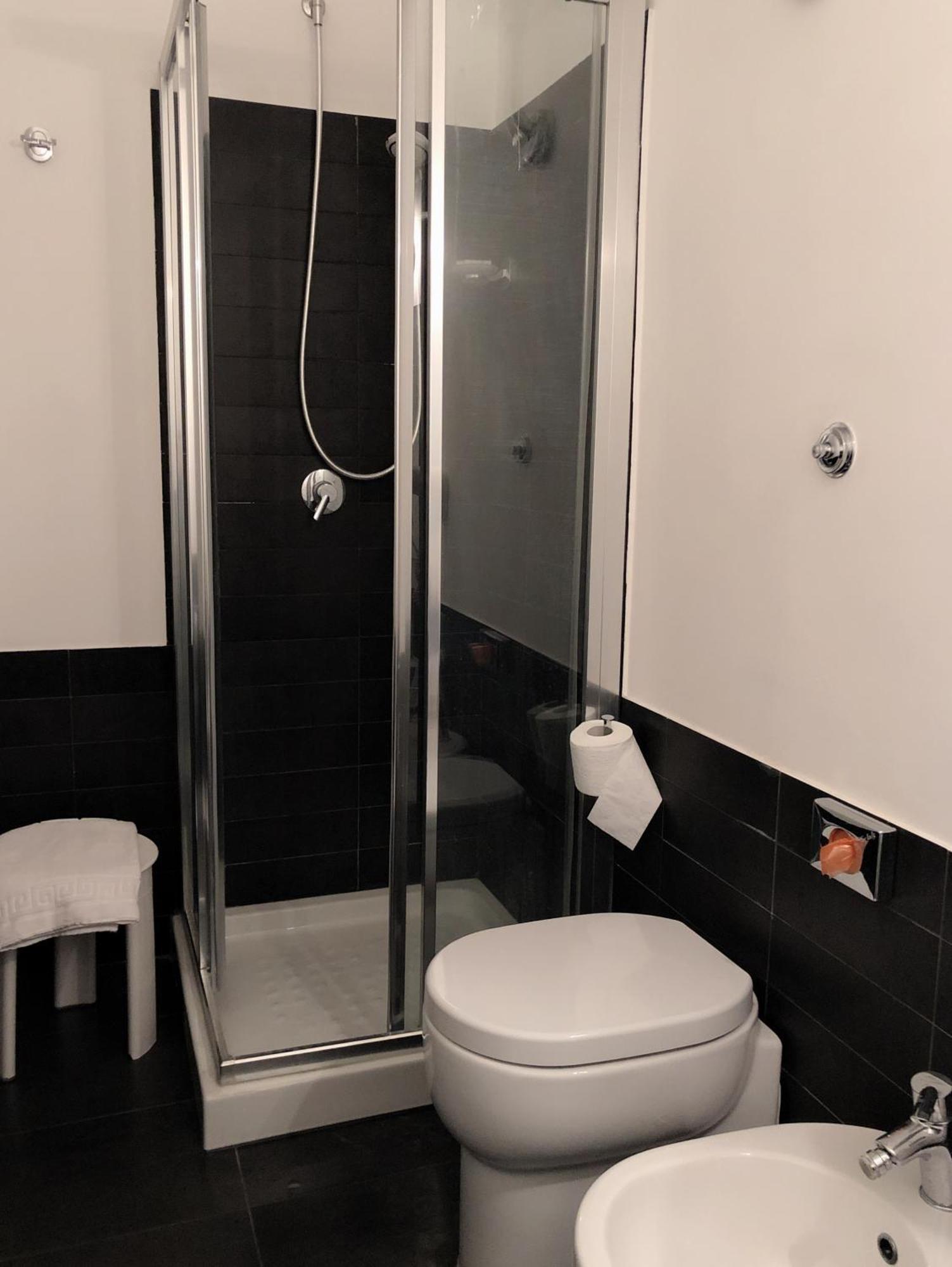 The Manzoni Hotel โรม ภายนอก รูปภาพ